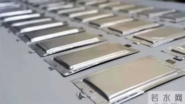 对不起，我把你未来的充电宝提前发明了……