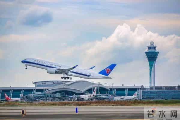 深圳新增一条飞机跑道，大湾区新增“一双翅膀”