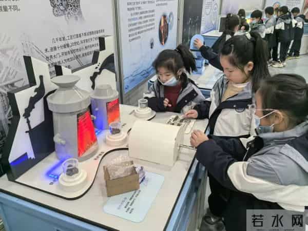 前沿科普展来到家门口!流动科技馆登陆仙居