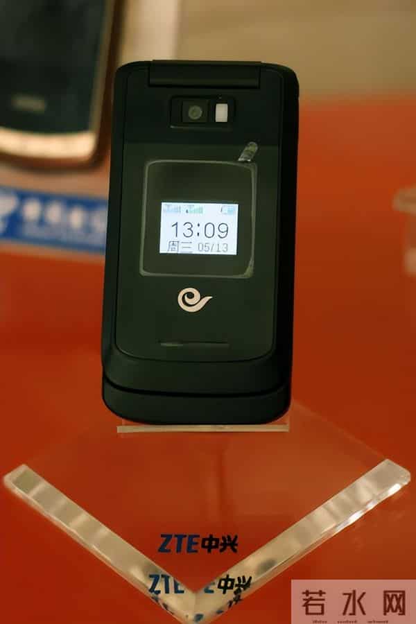 通信历史连载976-少数派手机之短命的Fastap全键盘手机-LG和中兴