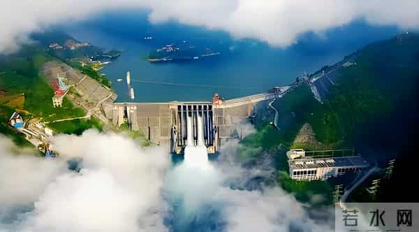 中国攻克世界级难题?1.2万亿引爆西藏经济,领先世界半个世纪