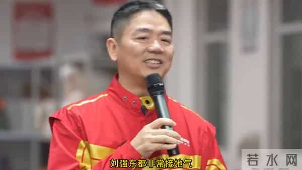 温馨家庭合照:奶奶与孙子共度美好时光