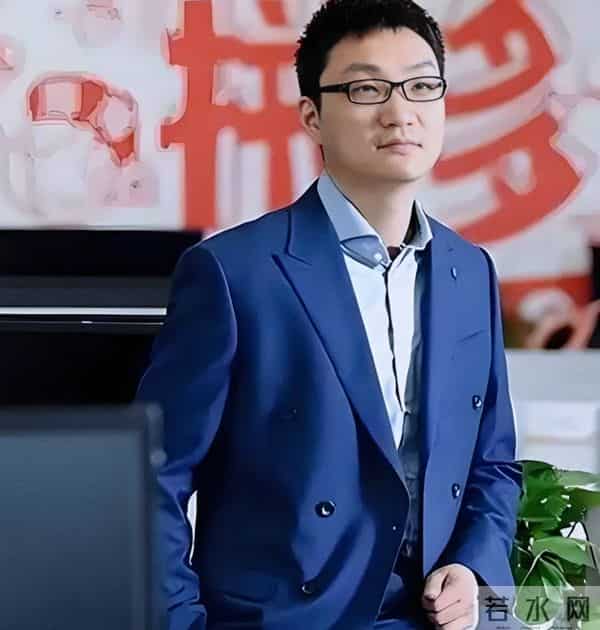 看这12位商业大佬学历，就明白上大学重要性了，身价全过百亿！