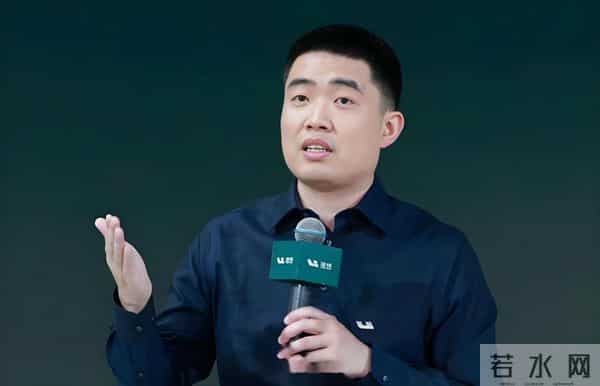 汽车业务亏损，李想造AI眼镜能拯救腰斩的股价吗？