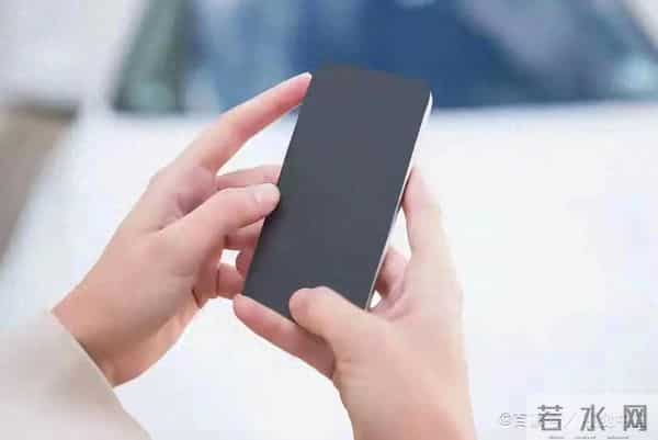 手机越用越卡?试试这个神操作!长按设置1键,瞬间腾出10G空间