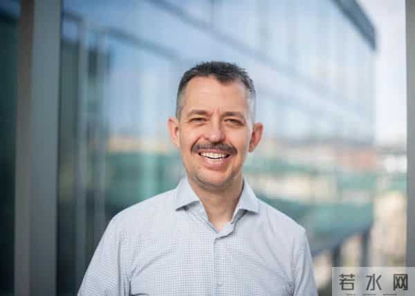 语言最后的堡垒动摇:AI大模型展现专家级语言学分析能力