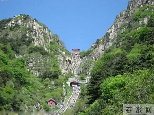 为何只有泰山能办封禅大典？其他名山连“入场券”都没有？