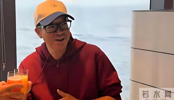 俞敏洪回应“员工公开信吐槽加班”:写信的人不会被整,在正常上班!该员工发视频道歉