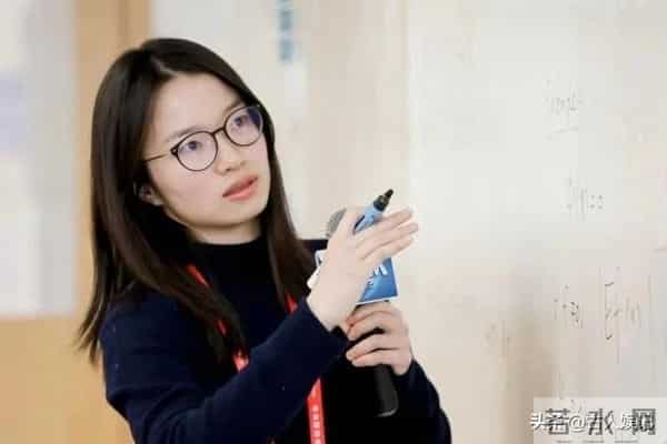 韦神和王虹的数学界成就