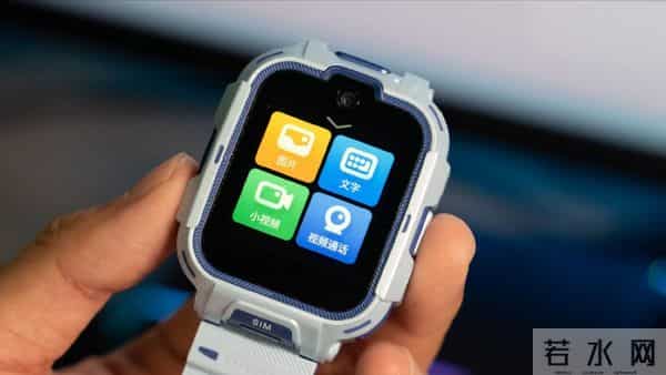 儿童手表代替手机,化身青少年社交硬通货