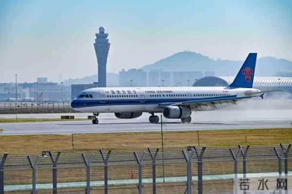 深圳新增一条飞机跑道，大湾区新增“一双翅膀”