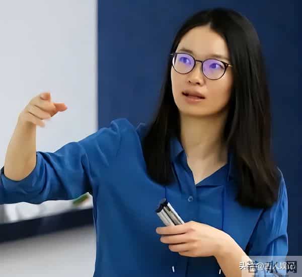 韦神和王虹的数学界成就