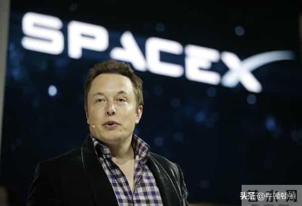 SpaceX 8000亿估值悬疑:是泡沫还是航天业的真革命?