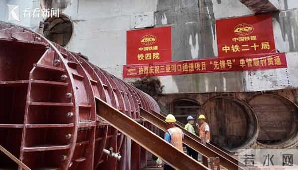 在海底“穿针引线”!三亚水下隧道工程重大进展