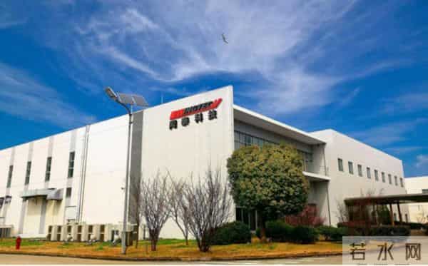 荷兰大臣承认：在安世芯片危机中，他被中国打了个措手不及