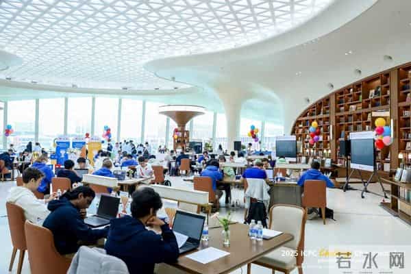 任正非与全球顶尖选手、教练座谈:有能力的青年人能摸高就不摸低,不要走商业化道路