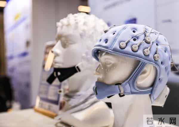 国内首次大规模多赛道脑机接口竞技赛在沪举行，参赛队员平均年龄仅25岁