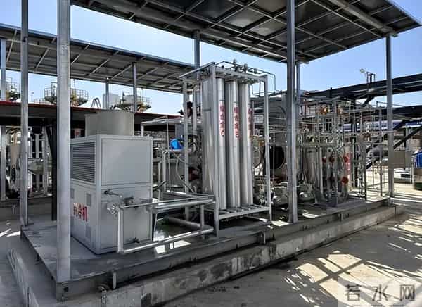 “工业血液”不再受制于人!中国又突破卡脖子困局,美国王牌失效