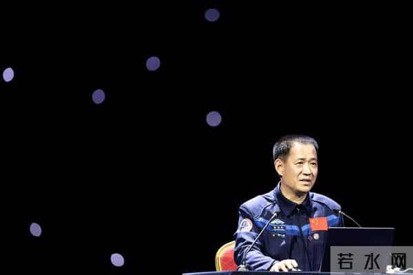 聂海胜退休生活曝光，他的几个新身份，比飞天时还惊艳！