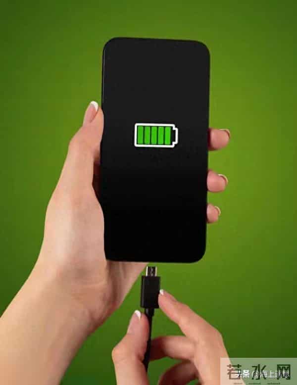 别再充到100%了!科学充电秘诀:日常90%+长途满电,电池多用2年