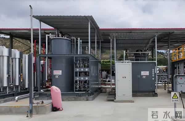 “工业血液”不再受制于人!中国又突破卡脖子困局,美国王牌失效