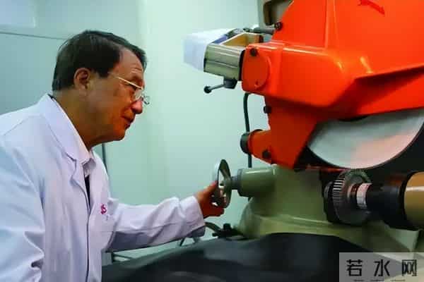 从雷达齿轮到纳米标尺，王立鼎六十年的三个“不可能”突破