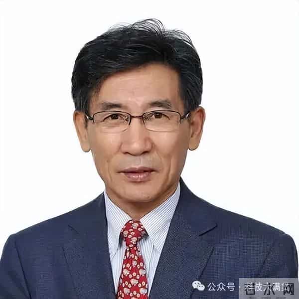 潘建伟院士独获奖金千万的腾冲科学大奖；9位学者获青年科学家奖