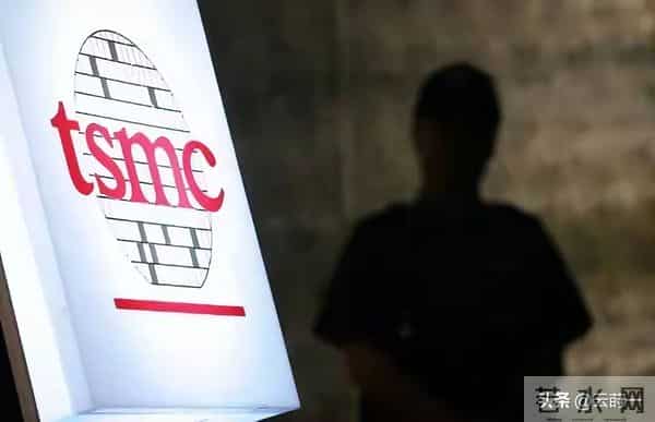 震惊全球半导体圈的“金蝉脱壳”大戏,令人脊背发凉的方式上演。