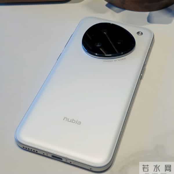 豆包手机踢到钢板，微信等软件限制使用，OPPO高管：值得学习