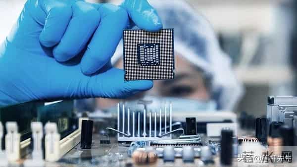 1.5 亿美元豪赌光刻技术！美国押注初创公司，剑指 ASML 垄断地位