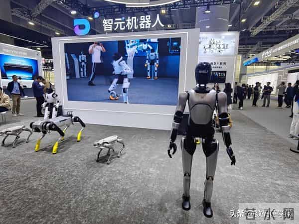 看完2025数智科技生态大会，我第一次觉得运营商也能很会搞AI