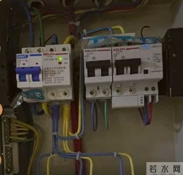 20年前还在拉闸限电，现在却向14国输电，中国怎么实现电力自由的