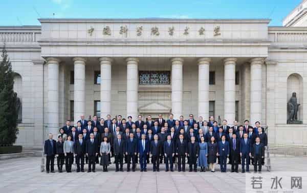 爱因斯坦输了？中国物理学家的一场实验，终结了他的“百年争论”