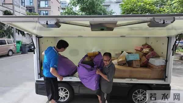 一年躺赚20万的快递驿站,开始塌房了