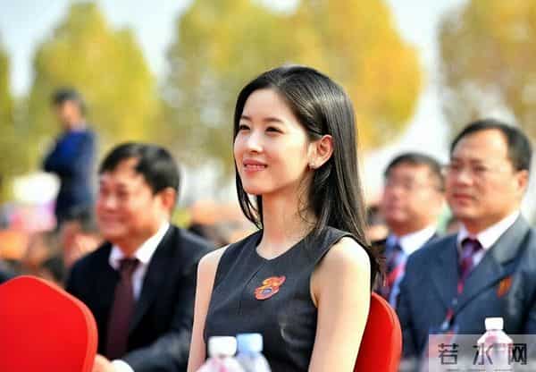 章泽天也没想到，父母仅用一个举动，就让儿子刘强东实现口碑暴涨