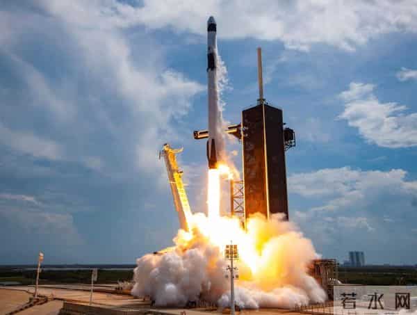 朱雀三号首飞成功入轨，火箭收回遗憾失败，和马斯克星舰差在哪？