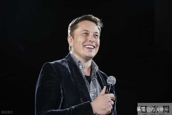 马斯克：计划将X打造为中国以外的“微信升级版”