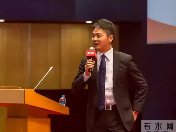 章泽天也没想到，父母仅用一个举动，就让儿子刘强东实现口碑暴涨