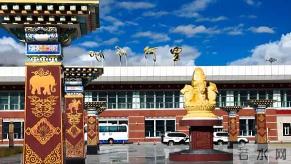 中国“贫穷”的机场，耗费16亿每天一次航班，14年内从未赚过钱！