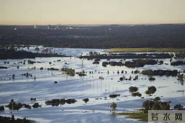 澳大利亚的先天困境：坐拥全球第6大面积，为何难逃4大地理缺陷？