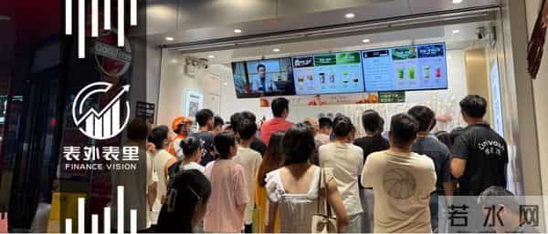 外卖三巨头半年烧800亿，美团亏160亿，商家倒贴70%，谁赢了？