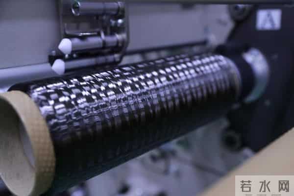 比头发丝还细的丝，能扛200公斤，中国打破美西方垄断实现量产