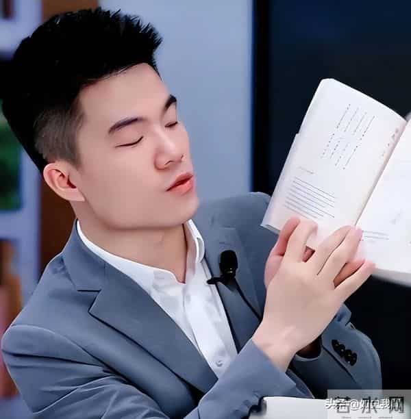 俞敏洪也没想到，董宇辉会因香港火灾后的一个举动，实现口碑暴增