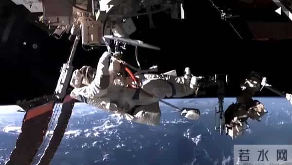 专家称航天员下次出舱将检查神舟二十号受损舷窗，并看情况做防护