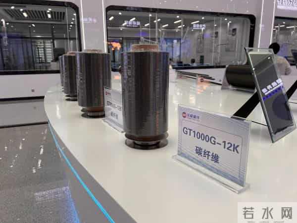 比头发丝还细的丝，能扛200公斤，中国打破美西方垄断实现量产