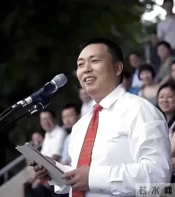 雷军跌落，段永平封神：他才是首富背后的男人