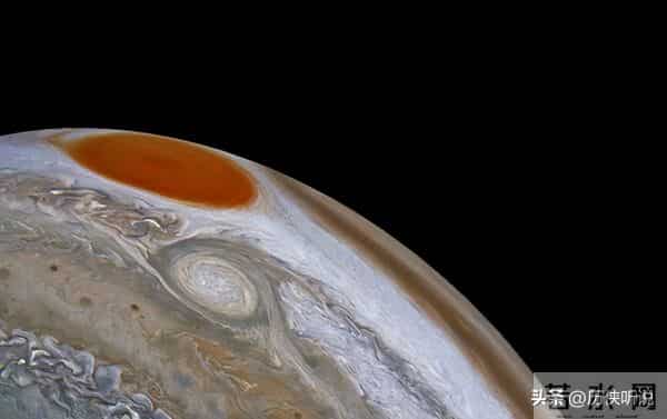 距地球231亿公里的旅行者号，传回照片：人类可能不是唯一生命