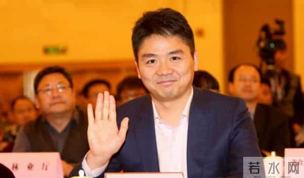 章泽天也没想到，父母仅用一个举动，就让儿子刘强东实现口碑暴涨