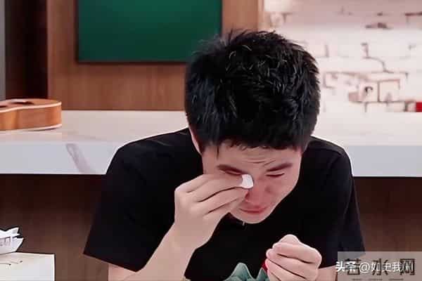 俞敏洪也没想到，董宇辉会因香港火灾后的一个举动，实现口碑暴增