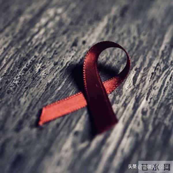 HIV治愈迎来破晓!中国团队十年攻关,“基因剪刀+生物快递”让治愈不再是梦
